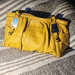 B. Makowsky Mustard Yellow Leather Shoulder Bag